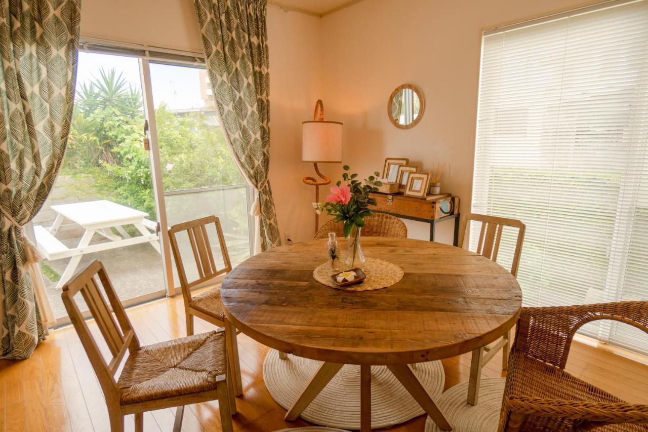 Holiday home Fujiyama Terrace: Beachside Family Retreat With Bbq & Theater Yomitan